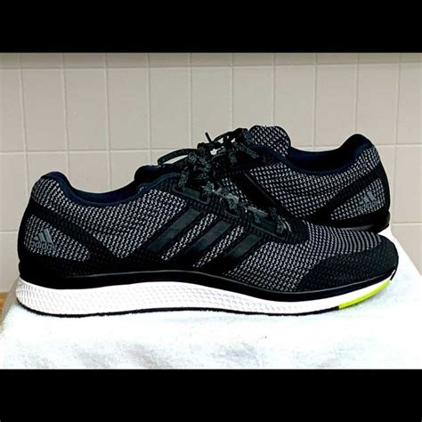 adidas Men's MANA Bounce M Running Shoe, 